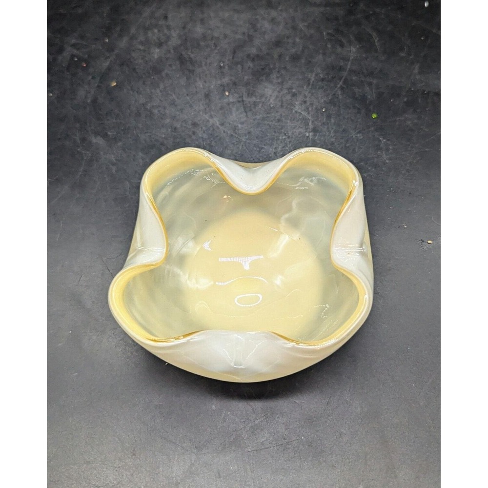 Vintage‎ Murano Art Glass Mid Century White Opalescent Ashtray Candy Dish 4"
